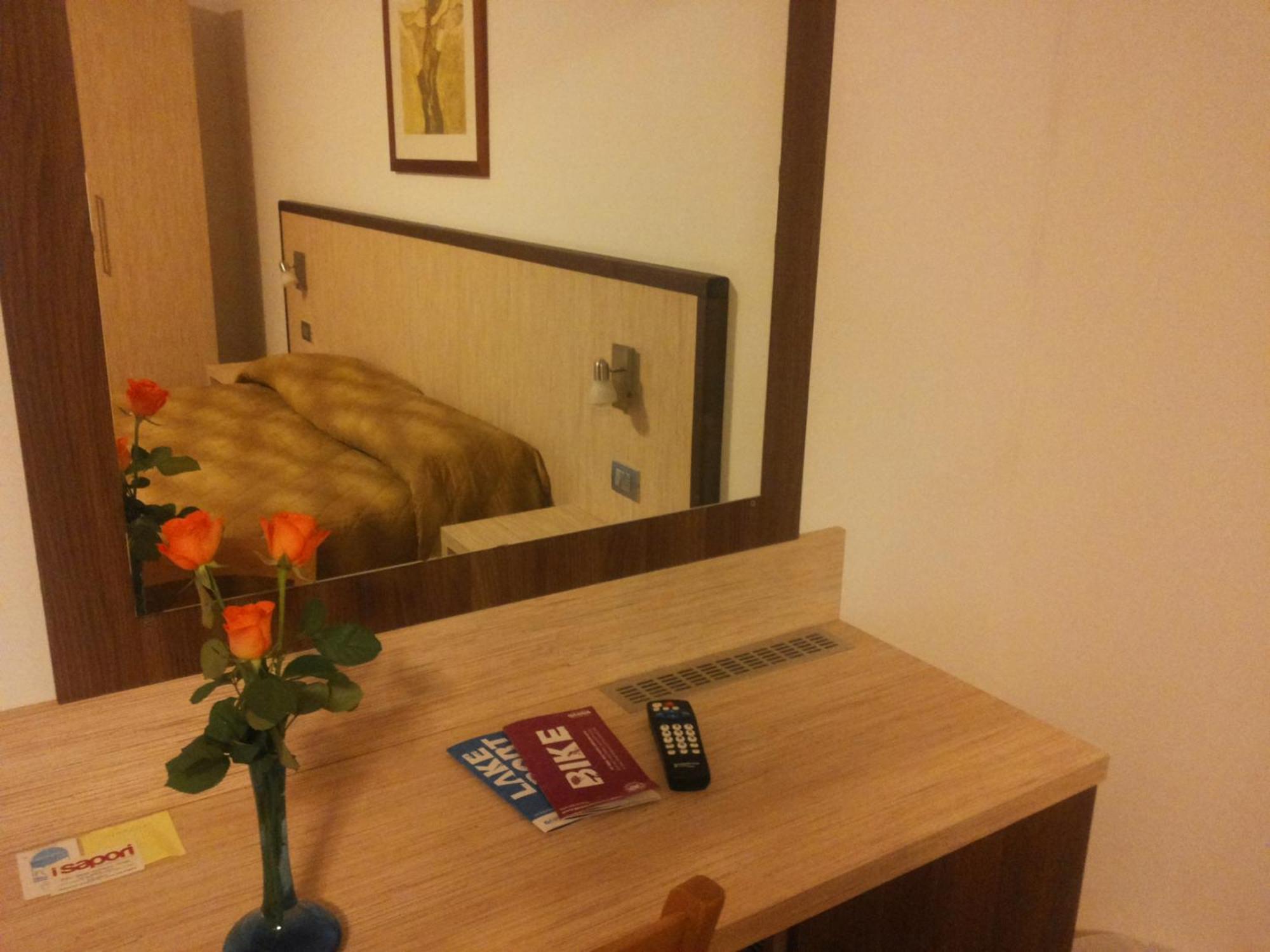 Agritur Arcosole B&B Camping Δωμάτιο φωτογραφία