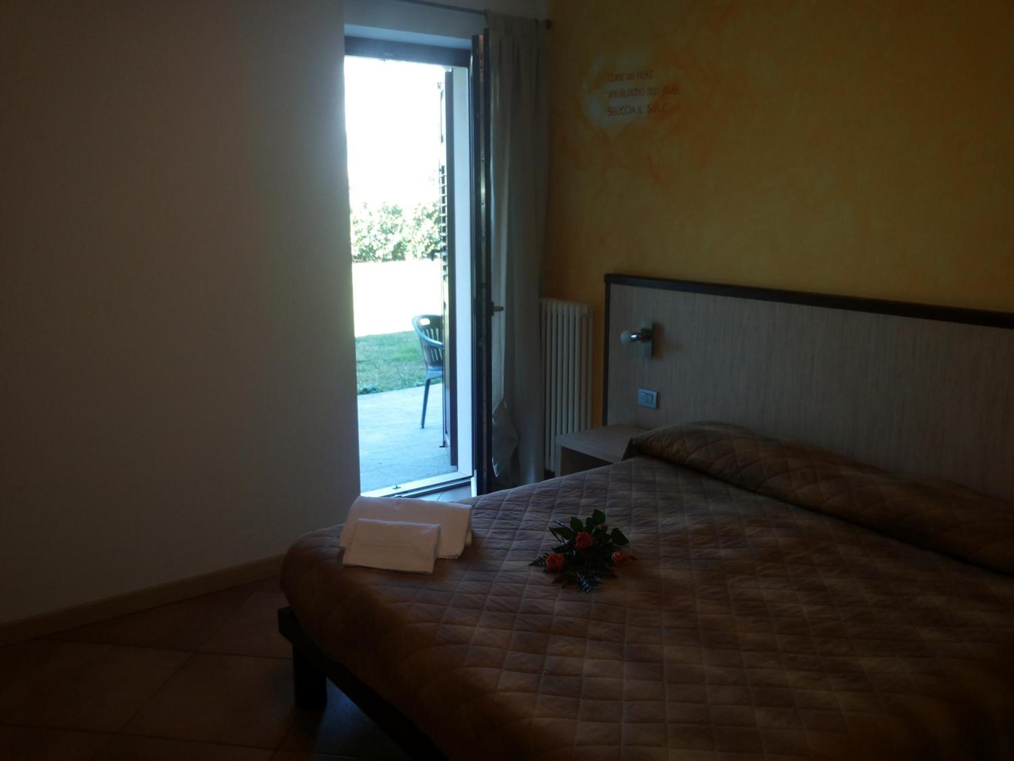 Agritur Arcosole B&B Camping Δωμάτιο φωτογραφία